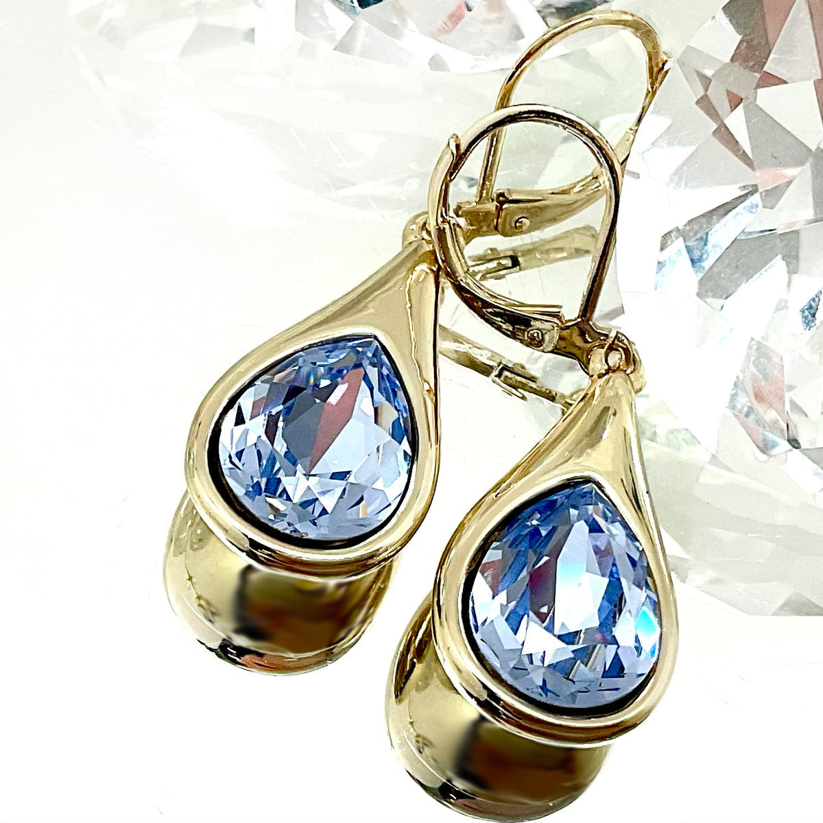Teardrop Cut Premium Crystal Set