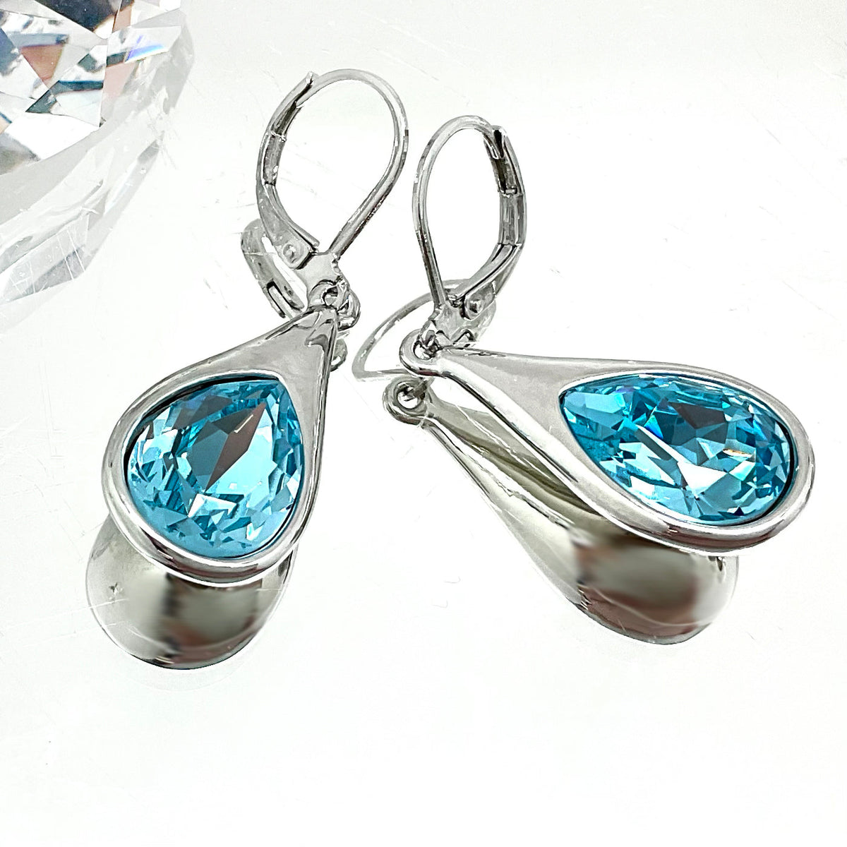 Teardrop Cut Premium Crystal Set