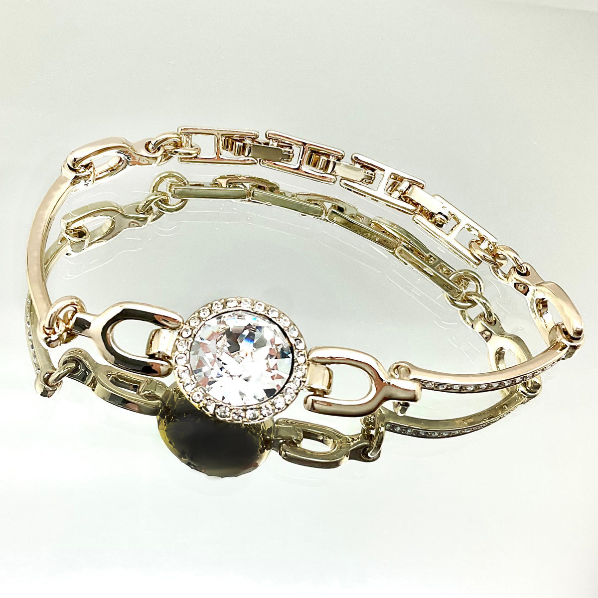 Round Cut Crystal Set