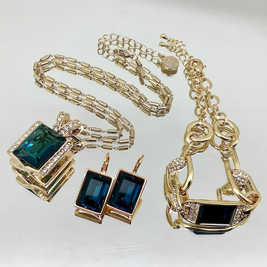 Step Cut Premium Crystal Set