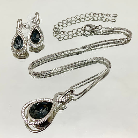 Premium Crystal Twisted Tear Set