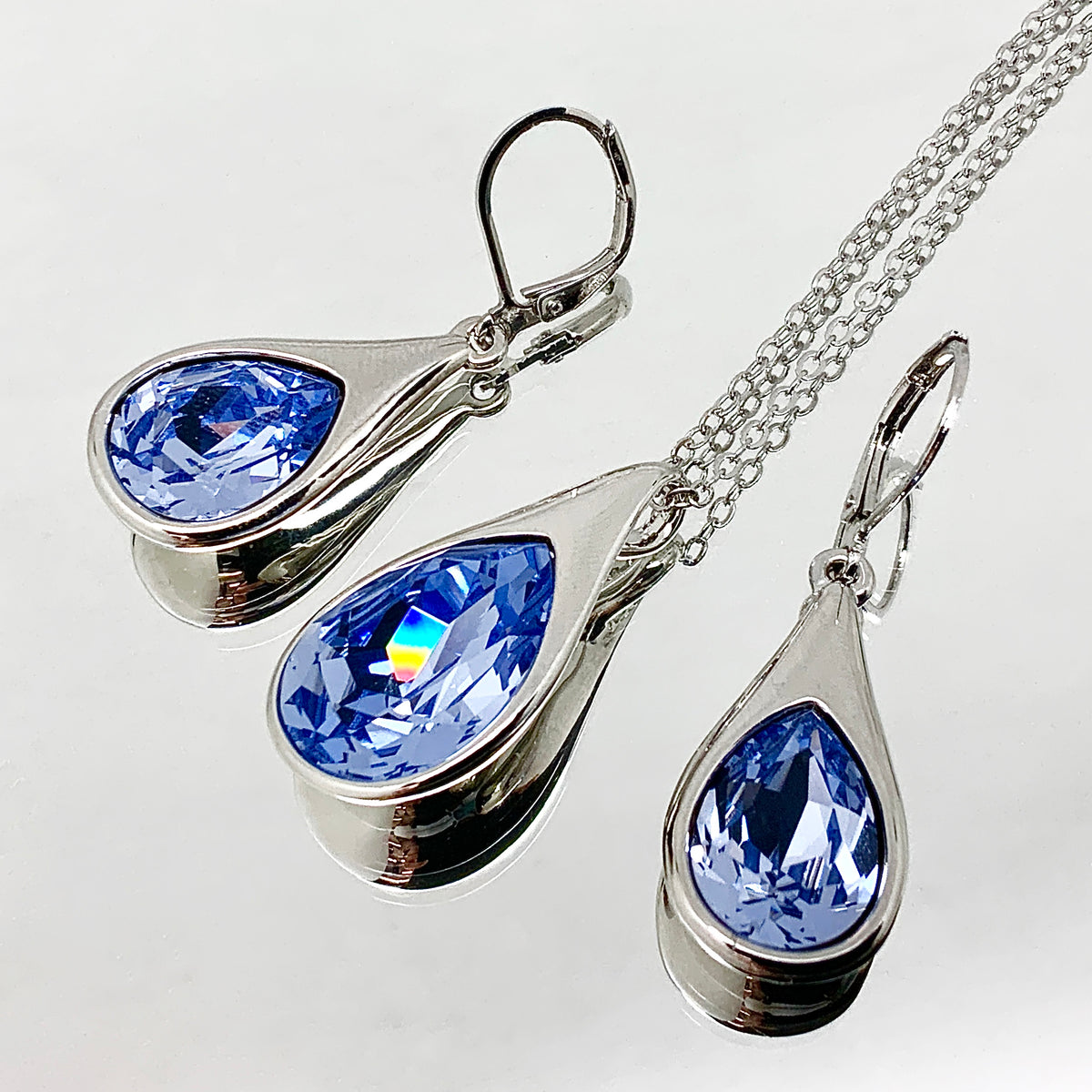 Teardrop Cut Premium Crystal Set
