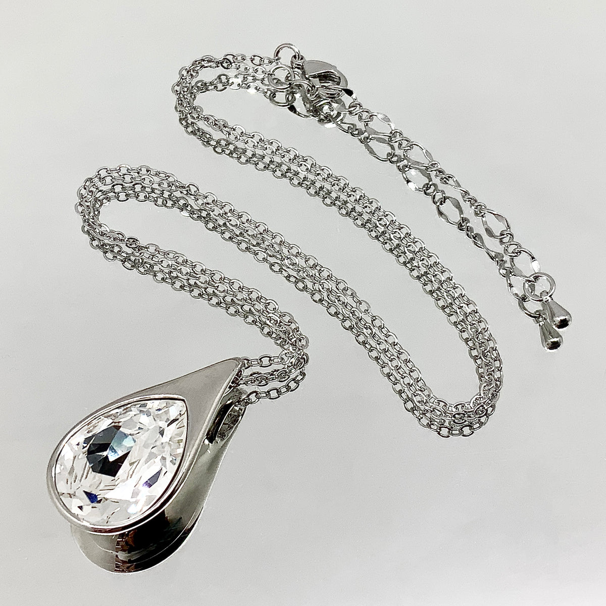 Teardrop Cut Premium Crystal Set