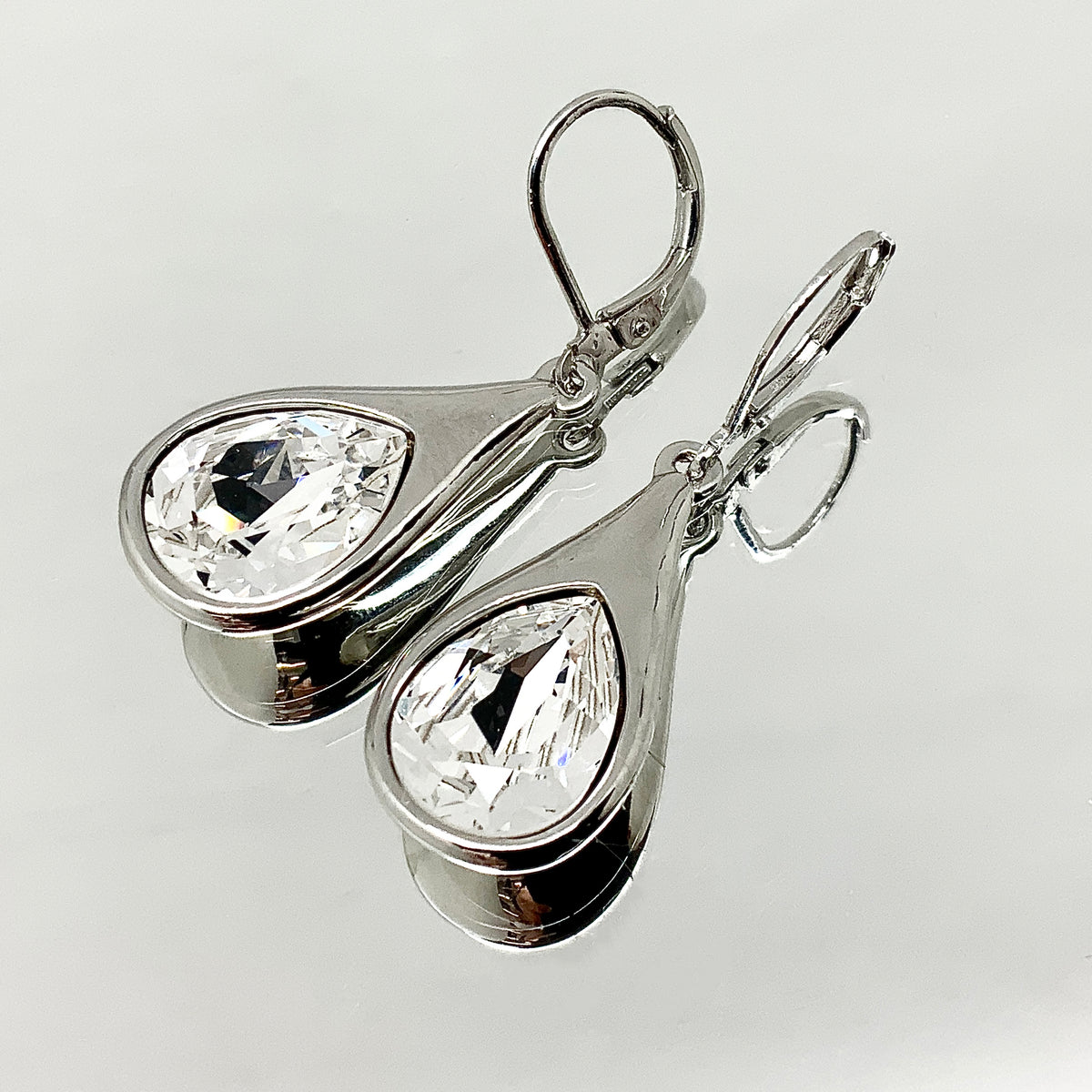 Teardrop Cut Premium Crystal Set