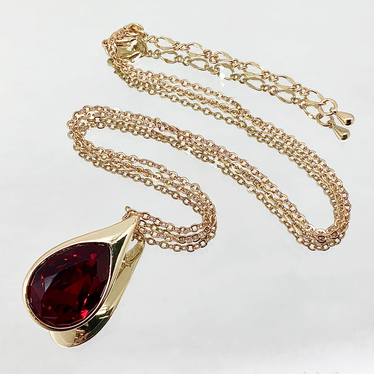 Teardrop Cut Premium Crystal Set