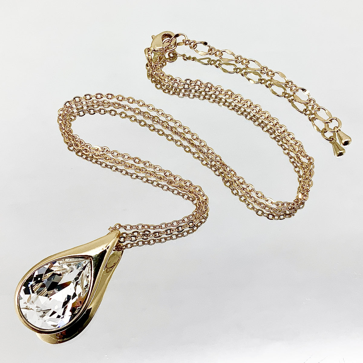 Teardrop Cut Premium Crystal Set