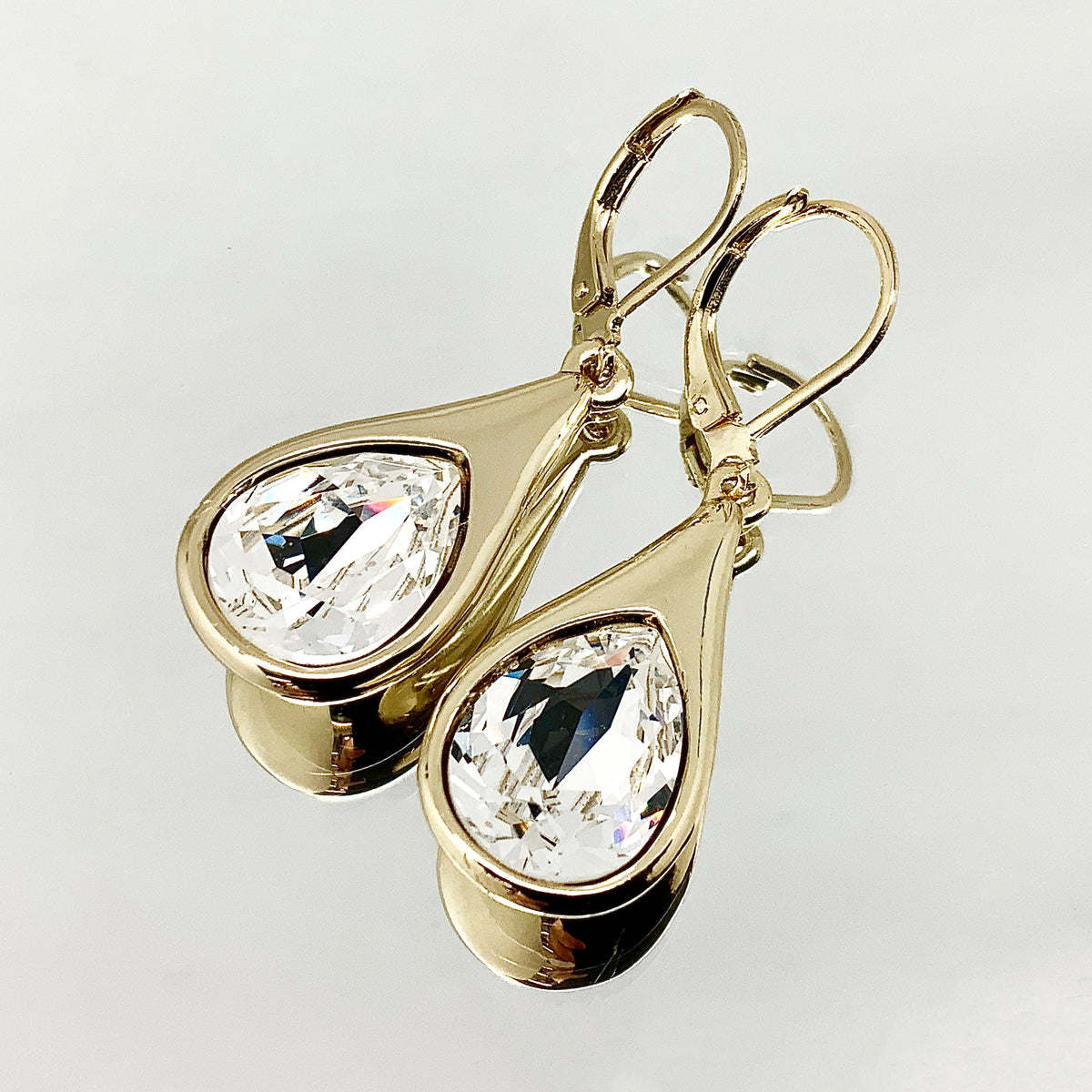 Teardrop Cut Premium Crystal Set