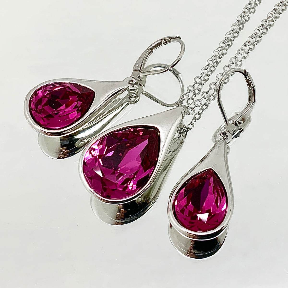 Teardrop Cut Premium Crystal Set