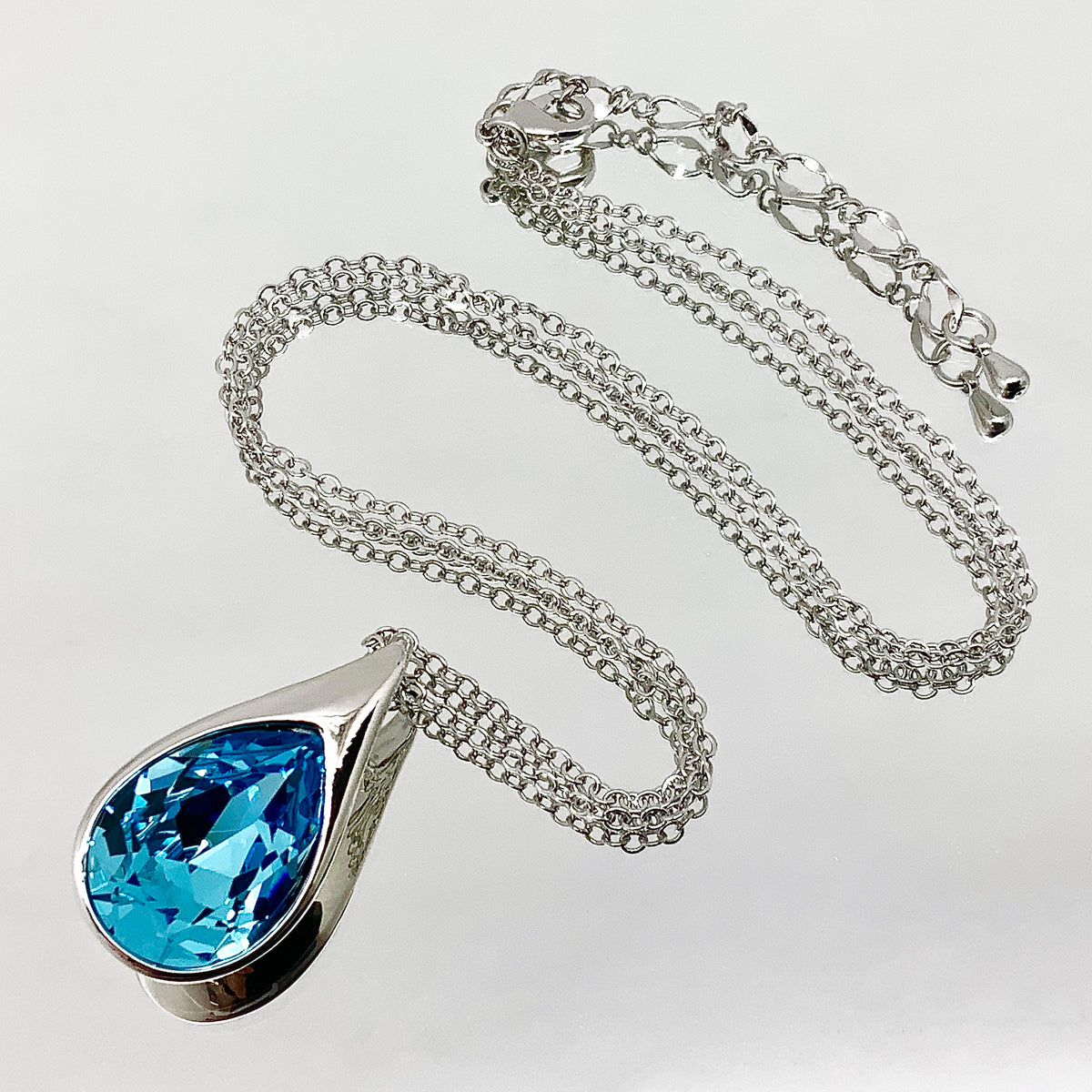 Teardrop Cut Premium Crystal Set