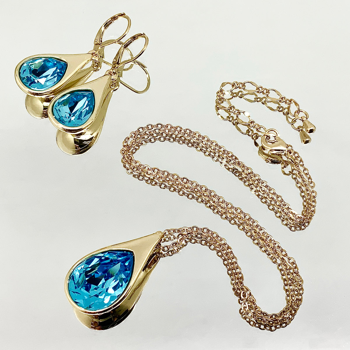 Teardrop Cut Premium Crystal Set