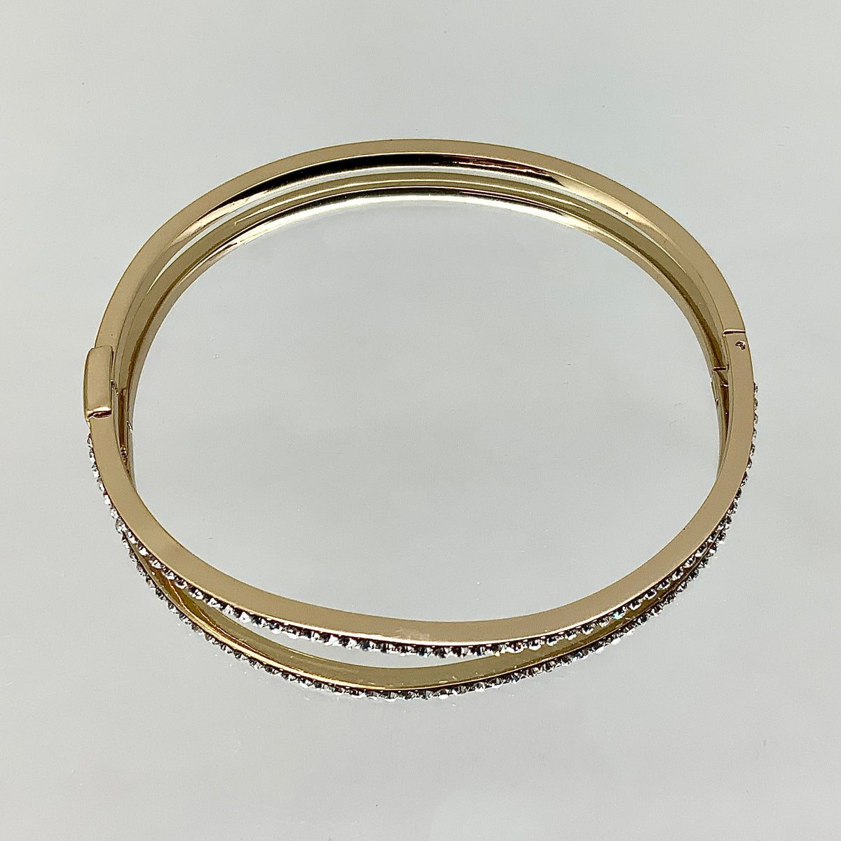 Premium Crystal Wavy Bangle