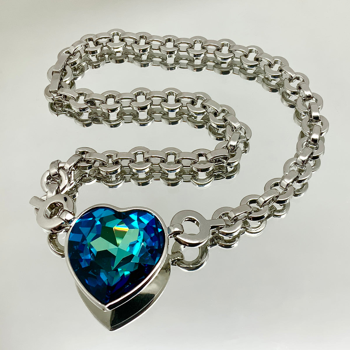 Heart-Shaped Premium Crystal Set