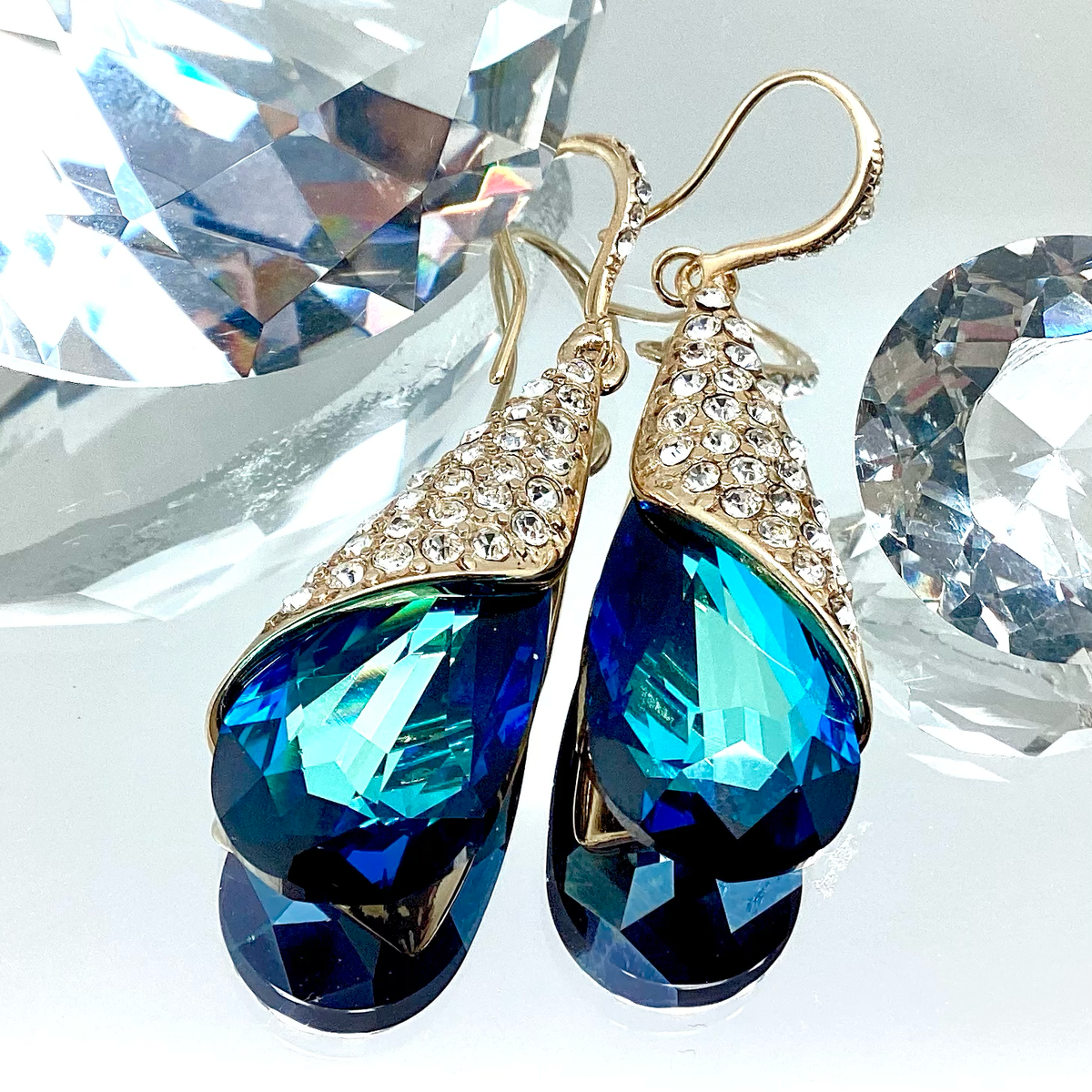 Premium Crystal Teardrop Set