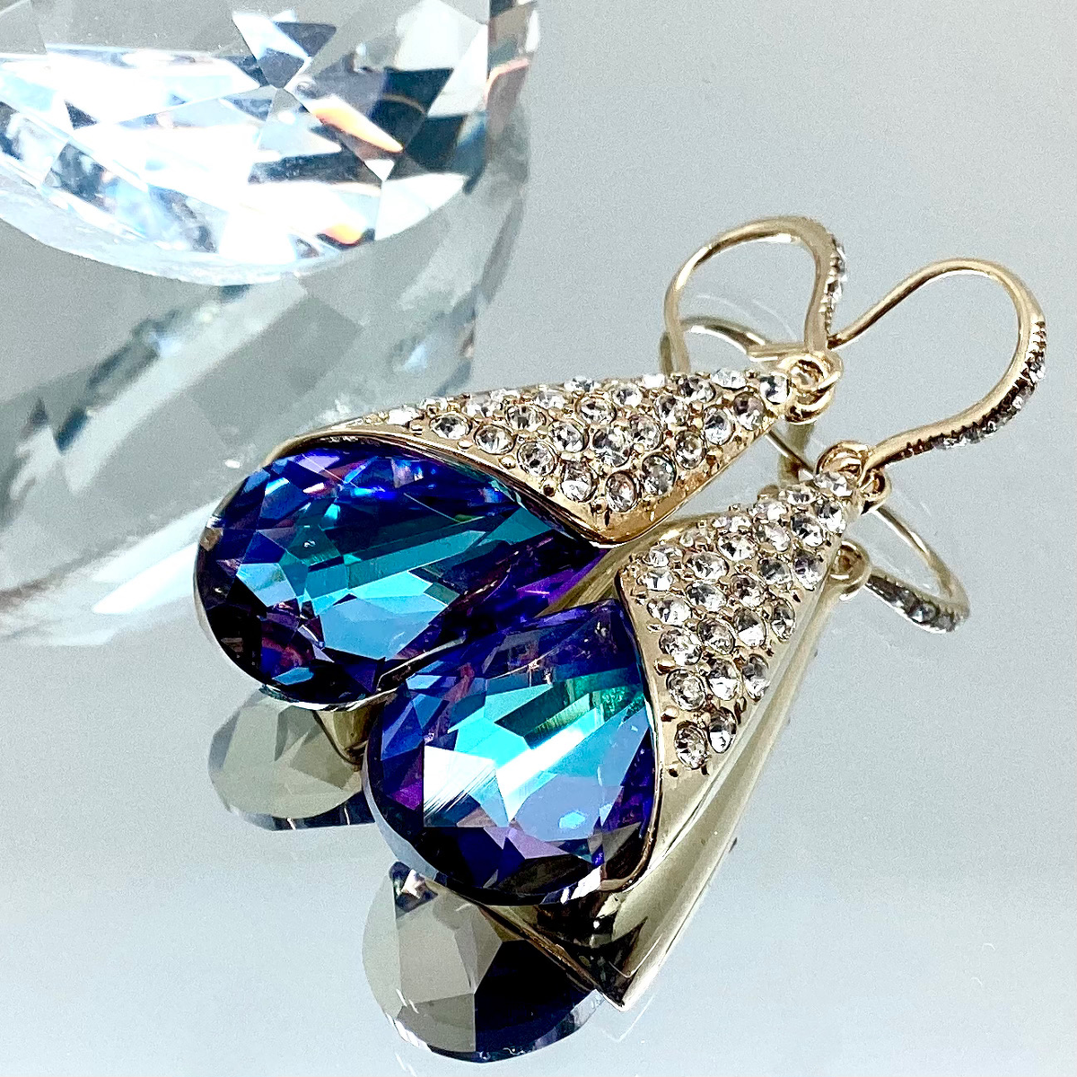 Premium Crystal Teardrop Set