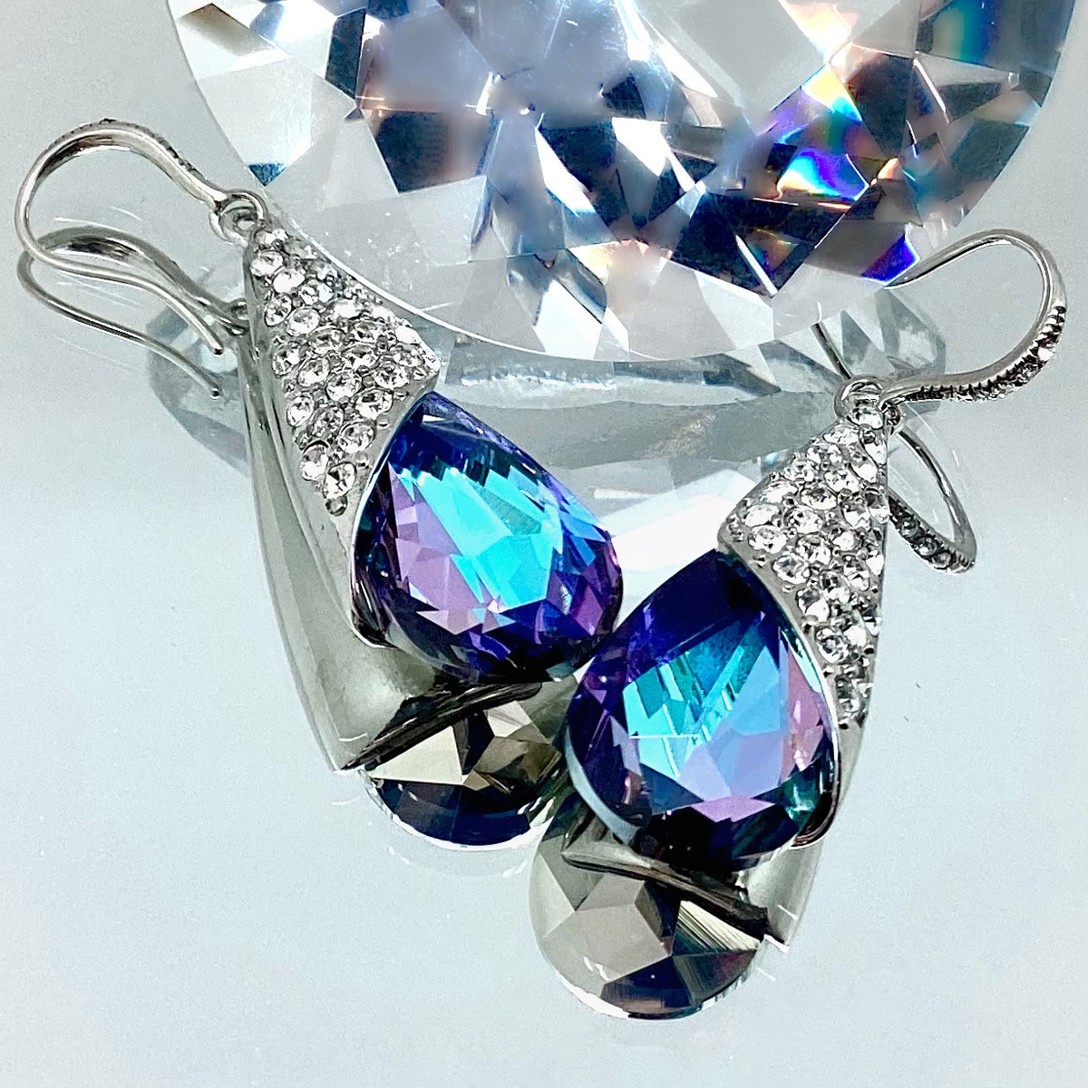 Premium Crystal Teardrop Set