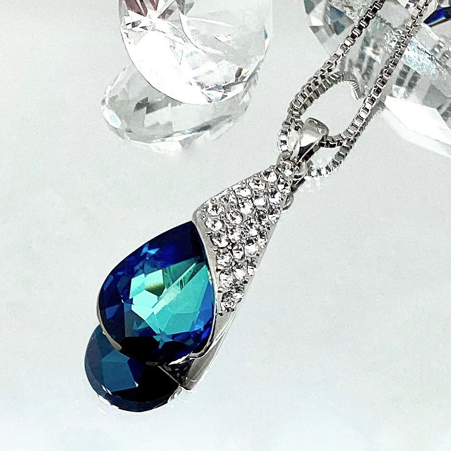 Premium Crystal Teardrop Set