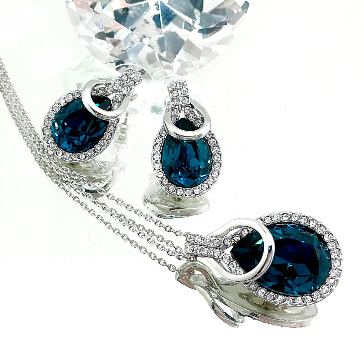 Teardrop Premium Crystal Set