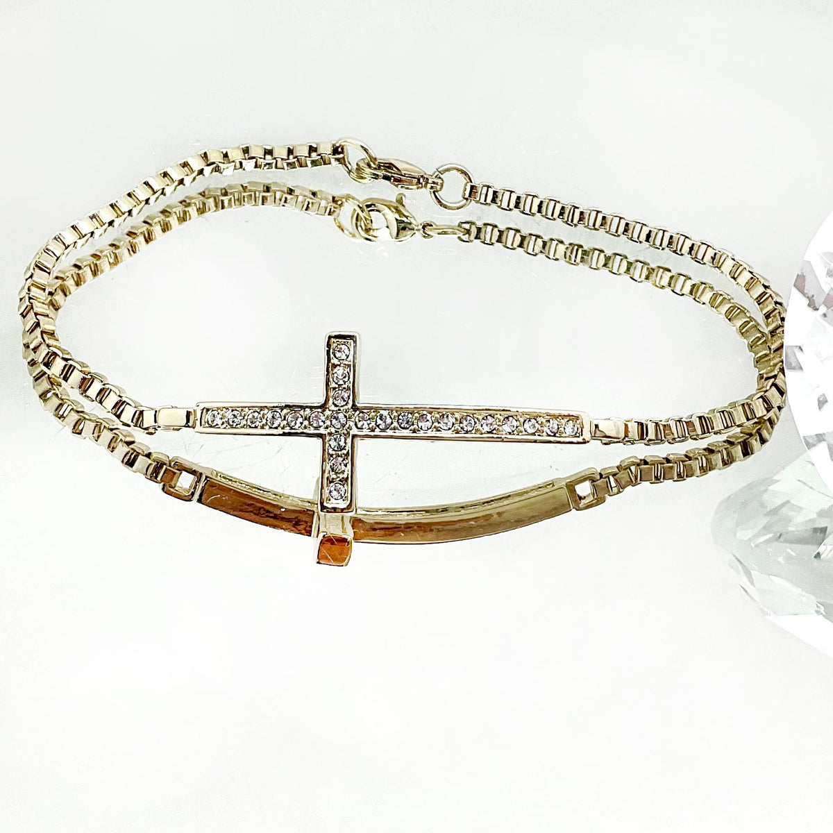 Crystal Thin Cross Bracelet