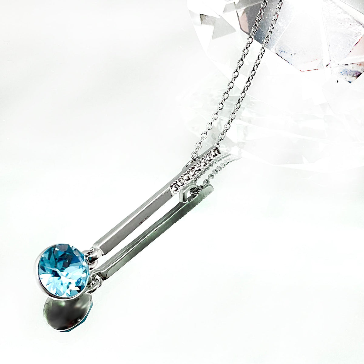 Small Diamond Cut Crystal Drop Set