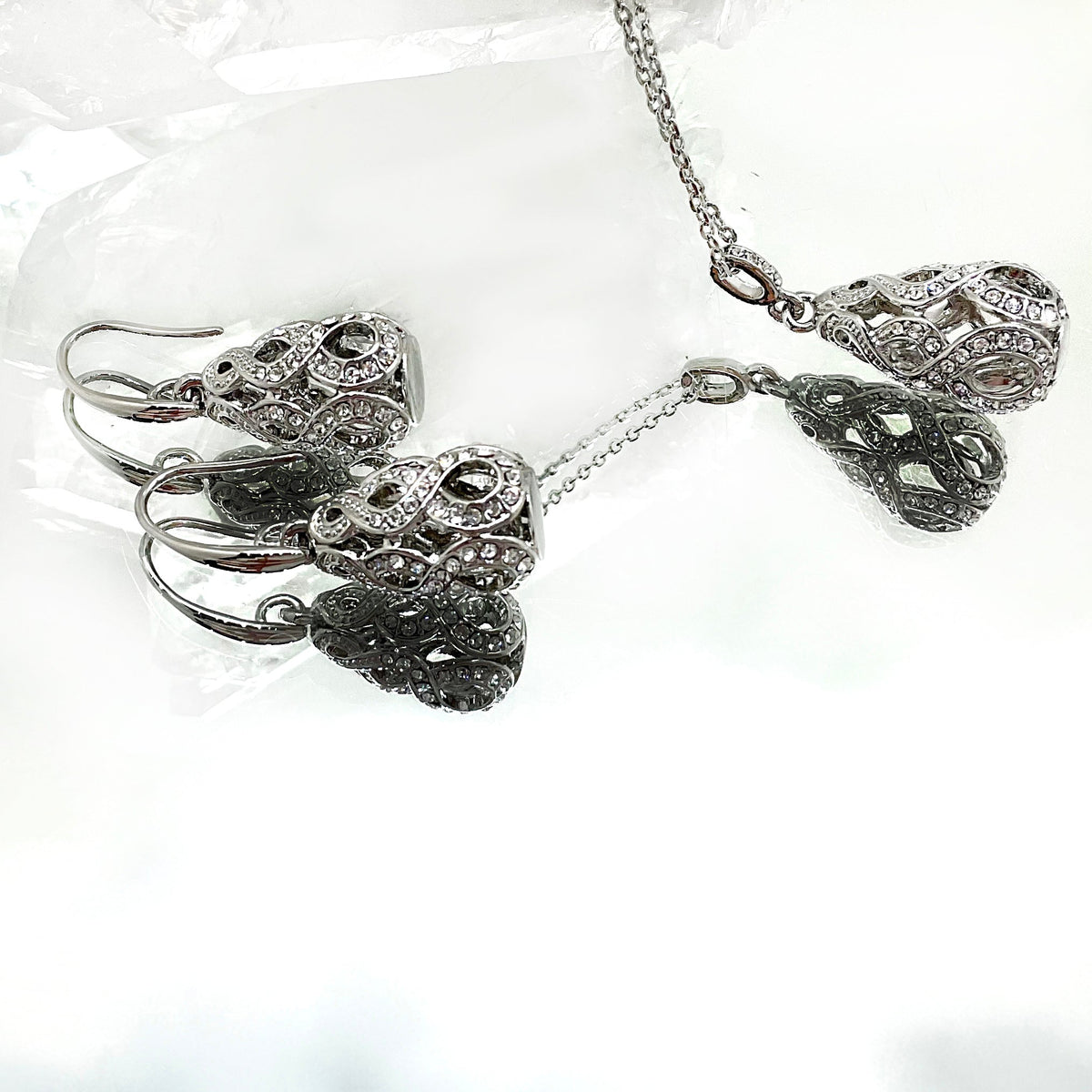 Teardrop Premium Crystal Set